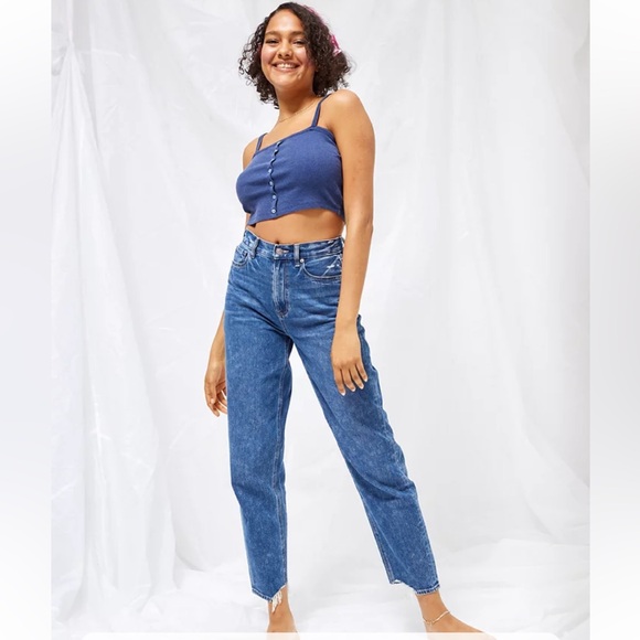 AE Relaxed Mom Jean - Picture 2 of 14